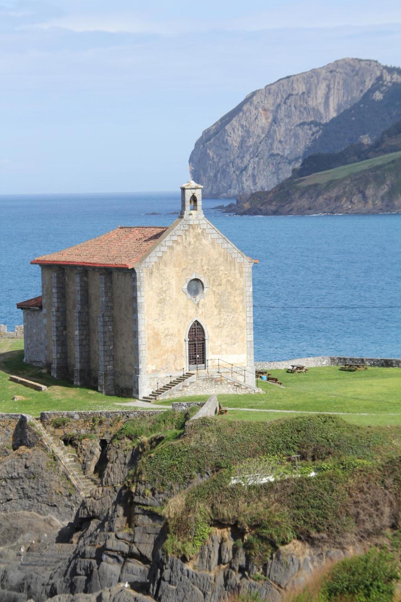 Eco Hotel Mundaka Bagian luar foto